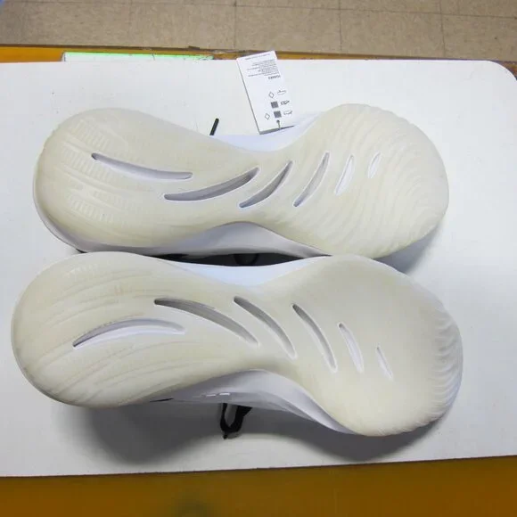 Adidas Adizero Select 2.0 Men's 13 White/Black Athleic Shoes-NWT - Picture 7 of 10